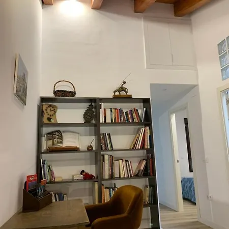 Duplex Dels Estudis * Морелья